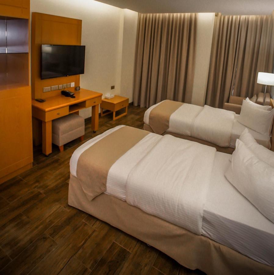 Sama Muscat Hotel Al Khawd Exteriör bild